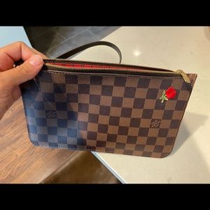 Neverfull Pochette